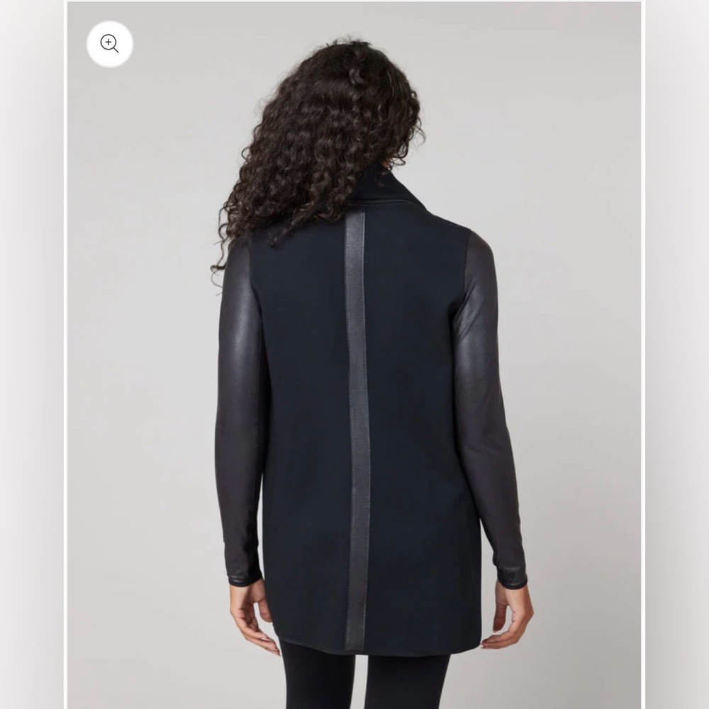 NWOT Spanx Drape Front Jacket Very Black - Picture 6 of 11
